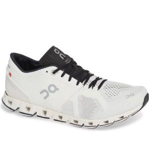 ON Cloud X Training Shoe